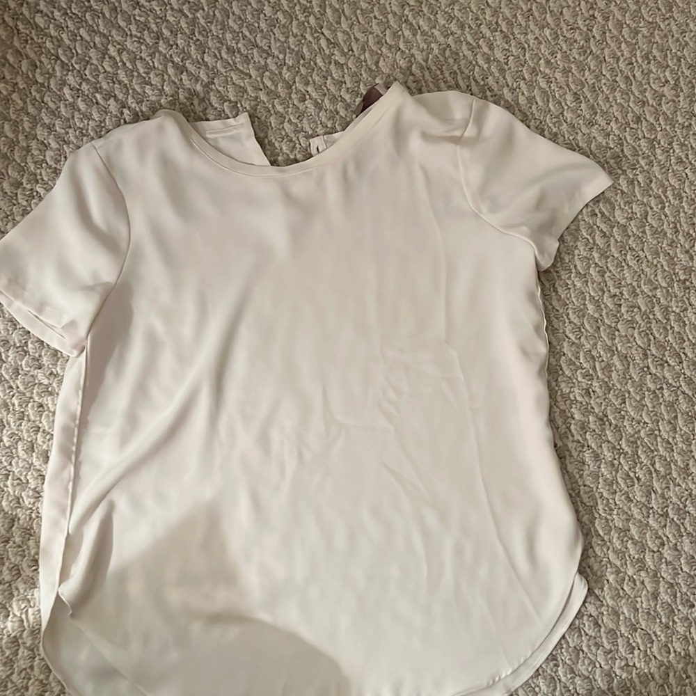 Loft blouse tee shirt 
Size Small Petite